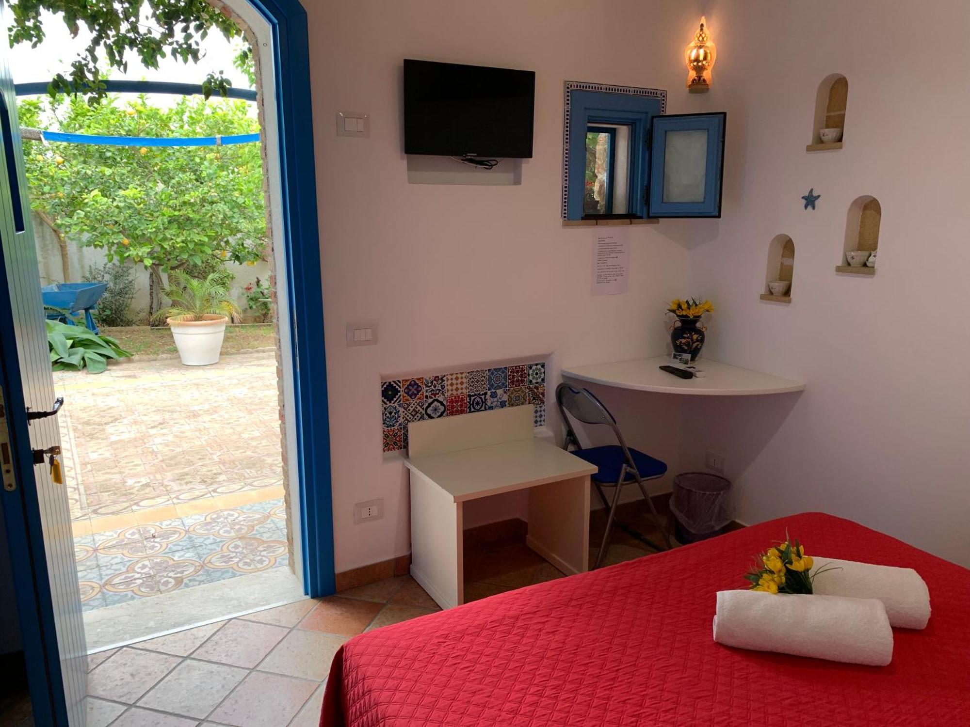 Bed & Breakfast Sole Azzurro Custonaci Exterior foto